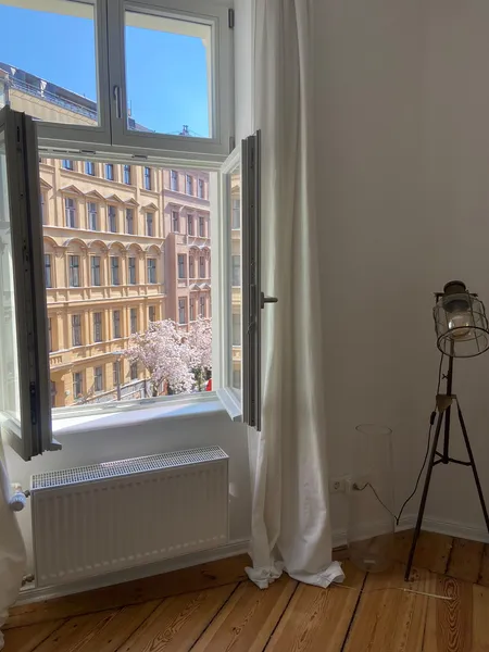 Sanierter Altbau 3-Zimmer-Wohnung in Berlin Prenzlauer Berg — photo 1